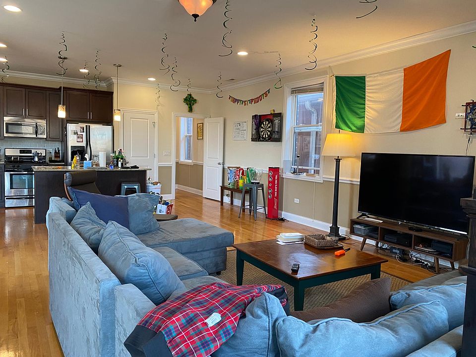 1st image of 2847 N Southport Ave #3M
