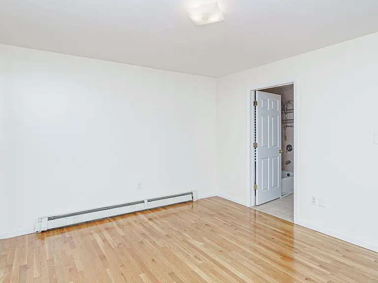 1337 Park Pl #2 — Photo 15