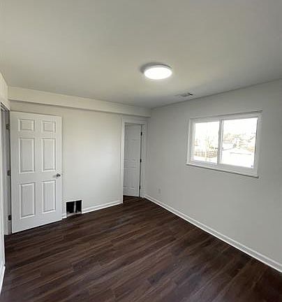 5th image of 1450 E Fulton St #B