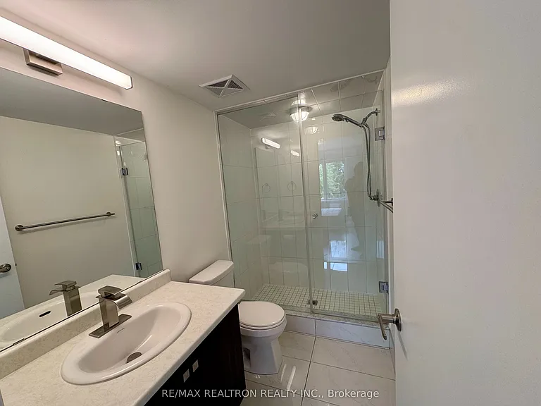 100 Alex Gardner Cir #5 — Photo 20