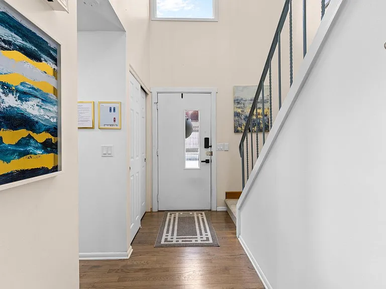 6 Harbour Ln — Photo 8
