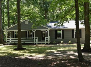 4221 Three Bridge Rd, Powhatan, VA 23139