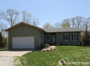 21400 Blackberry Rdg, Warrenton, MO 63383