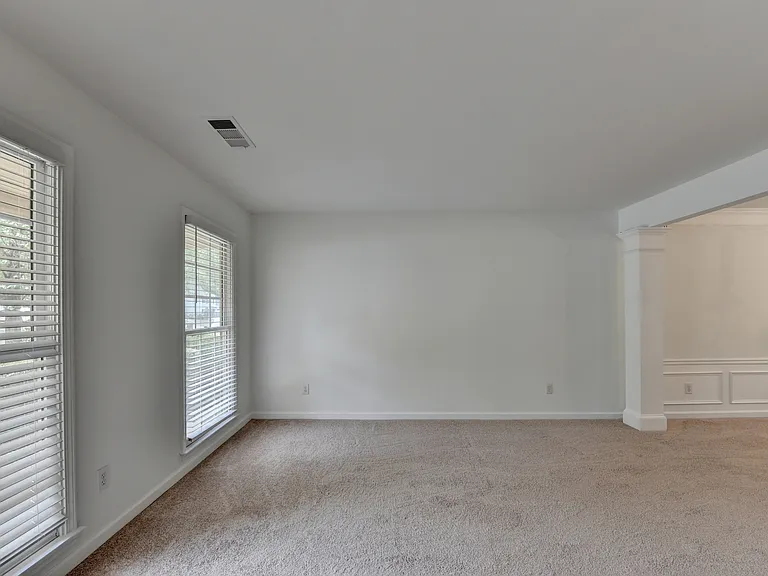 6535 Ganton Dr — Photo 5