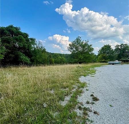 5th image of 1054 Eldersville Rd