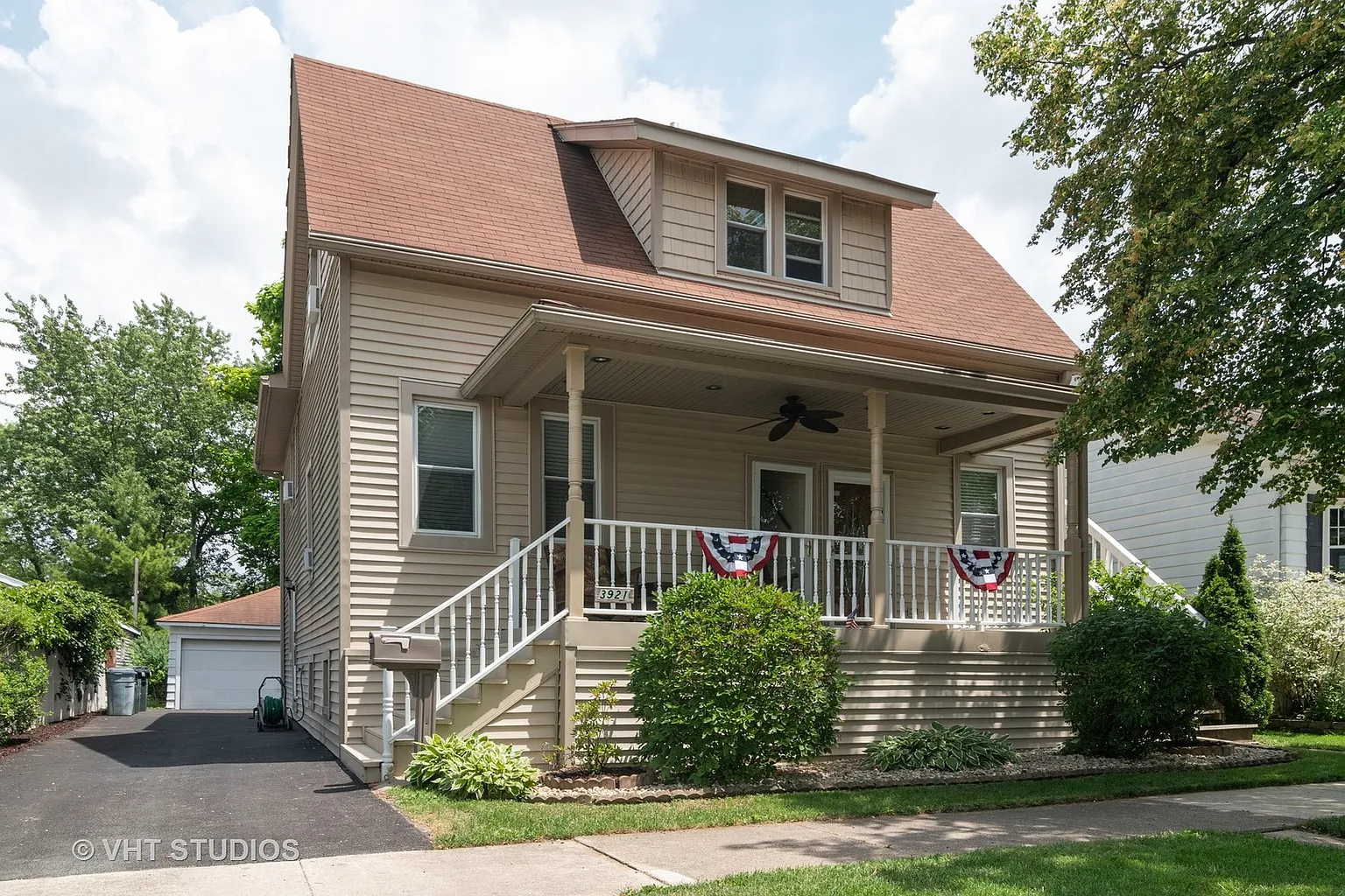 3921 Grove Ave photo 1
