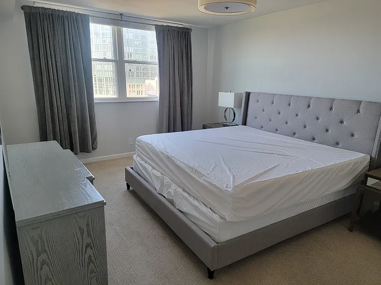 king bed, new mattress