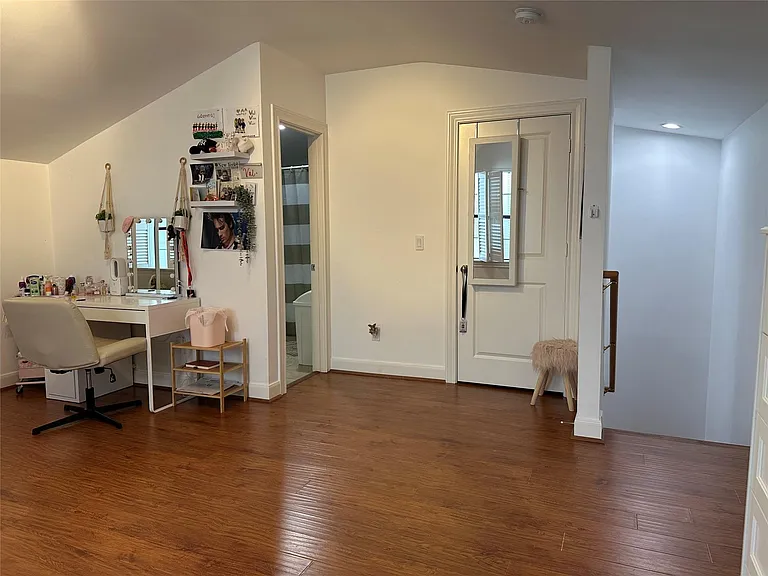 30 Riva Row — Photo 36