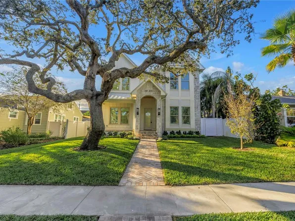 300 28th Ave N, Saint Petersburg, FL 33704