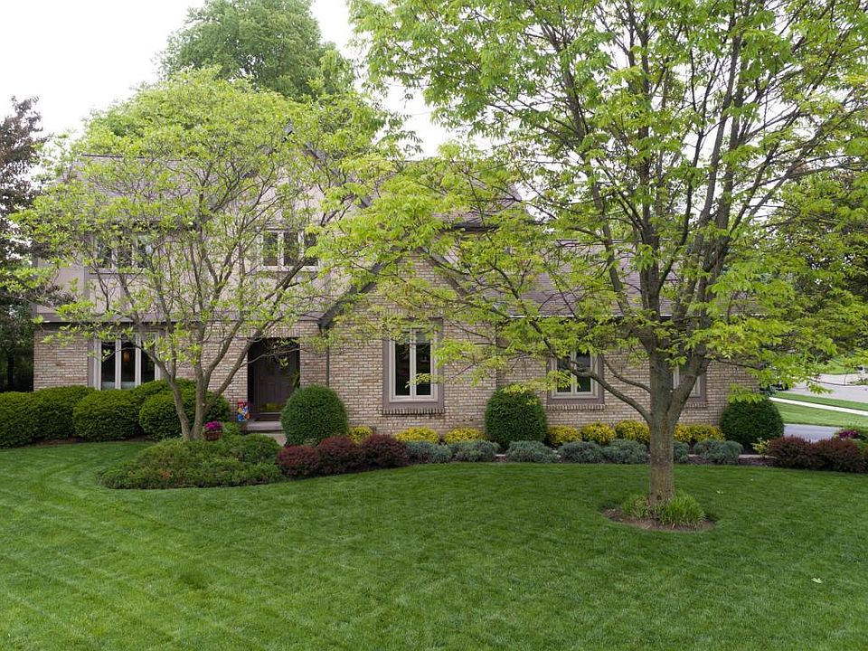 1st image of 11558 Coventry Ave NW