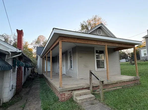 225 Oakland Ave, Huntington, WV 25705
