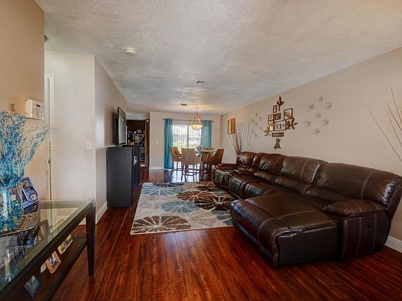 4th image of 4052 Eastridge Cir