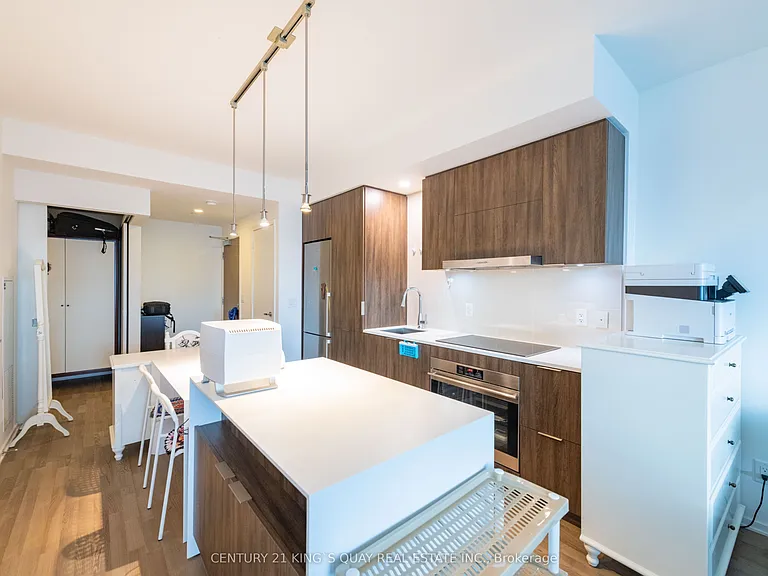 1 Bloor St E #1708 — Photo 6