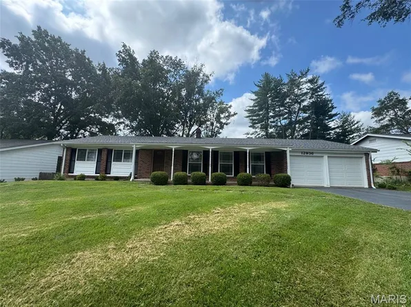 12936 Bellerive Estates Dr, Saint Louis, MO 63141