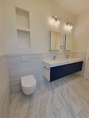 431 Gregory Ave #2 — Photo 17