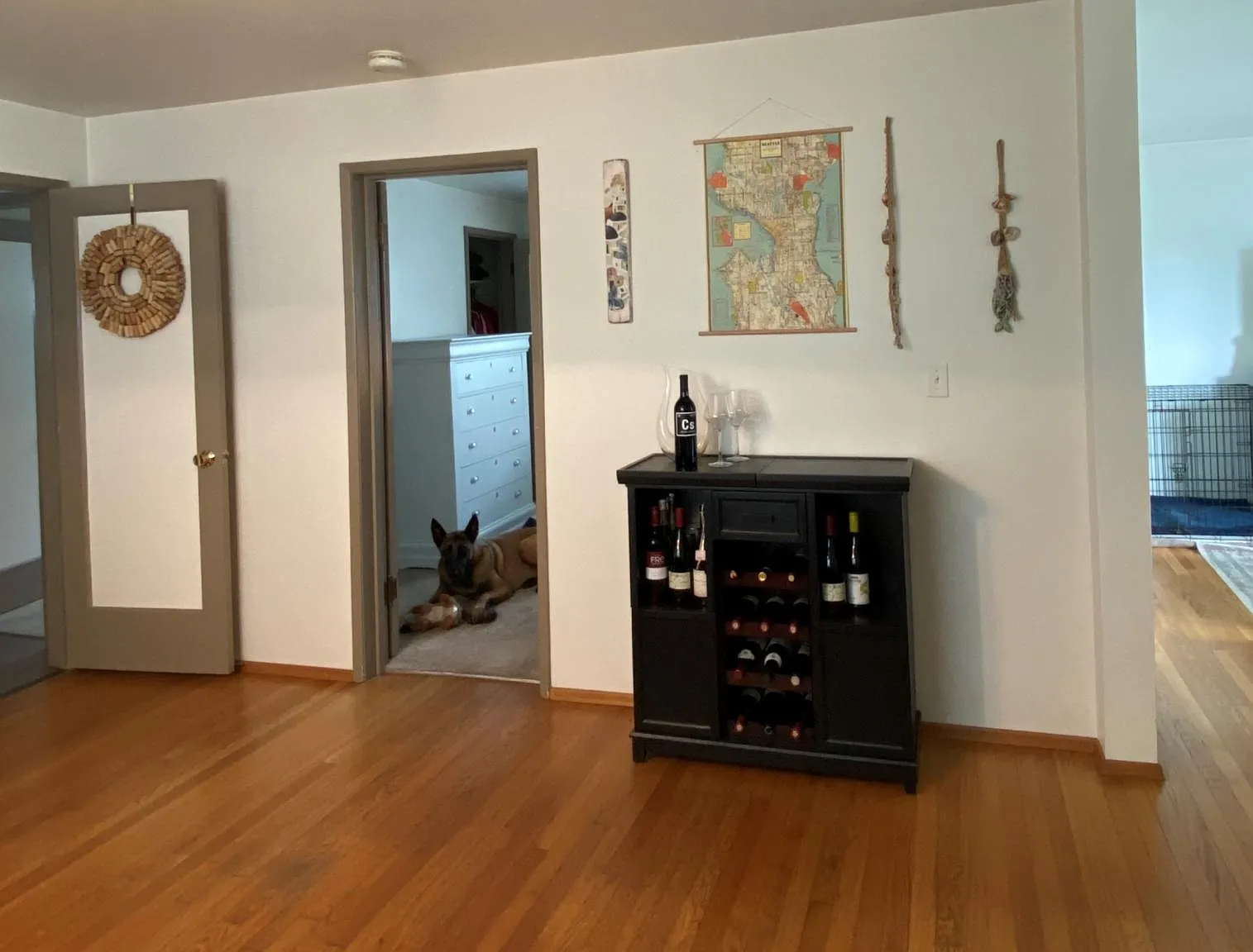 2 bed, 1090 sqft, $2,400 — Photo 4