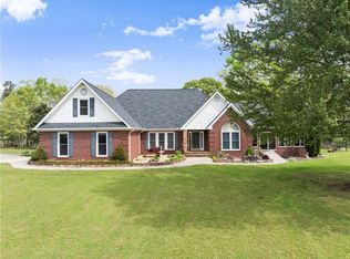 4841 Cobb Griffin Rd, Gillsville, GA 30543