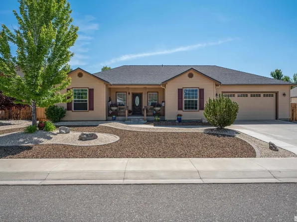2983 Del Rio Ln, Minden, NV 89423
