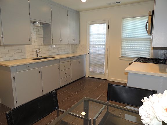 2nd image of 481 Patten St