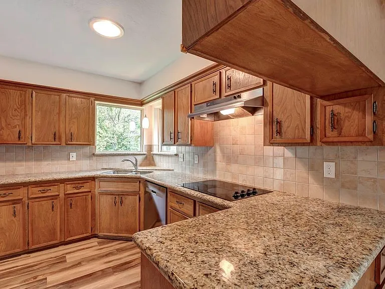 17 Wishbonebush Rd — Photo 22
