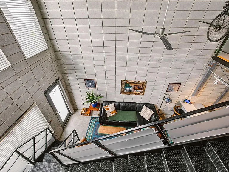 4801 S Congress Ave #H1 — Photo 23