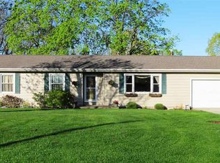 214 Nordale Dr, Fort Wayne, IN 46804