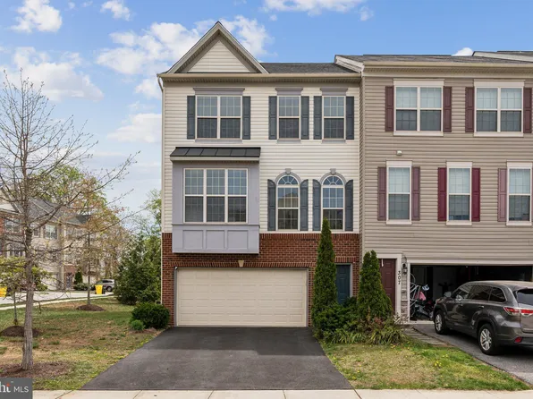 305 Hersden Ln, Arnold, MD 21012