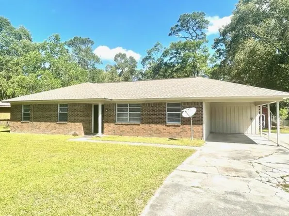 627 Georgia Ave, Hinesville, GA 31313
