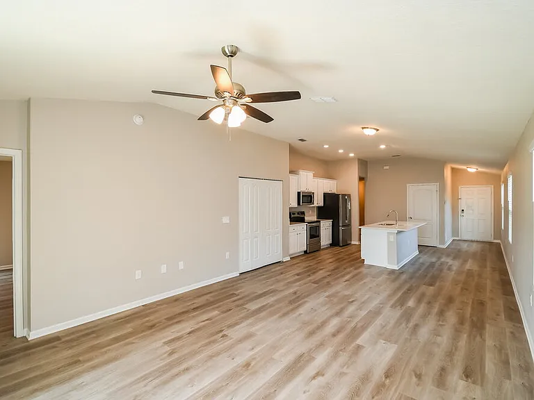 8334 Cape Fox Dr — Photo 5