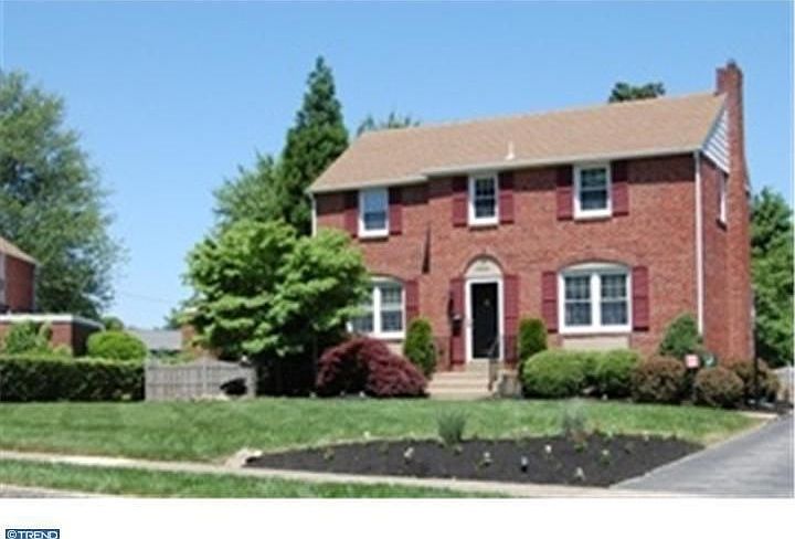 1st image of 828 Sheffield Dr