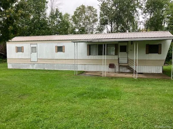 7381 Birch Dr, Port Hope, MI 48468