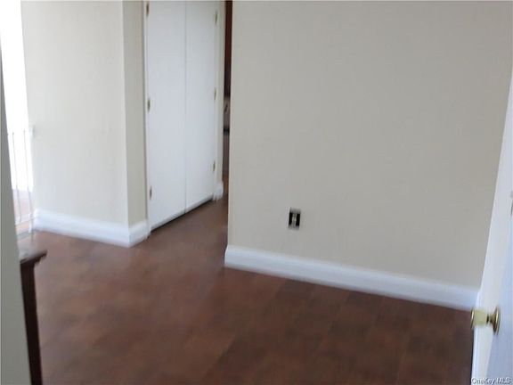 5th image of 60 Barker St APT 724