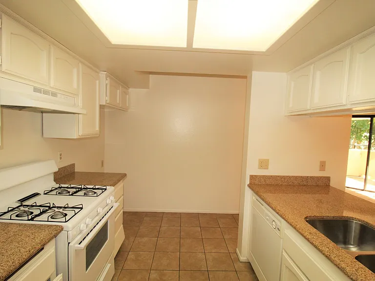 Fillmore River Ridge Apartments — Photo 20