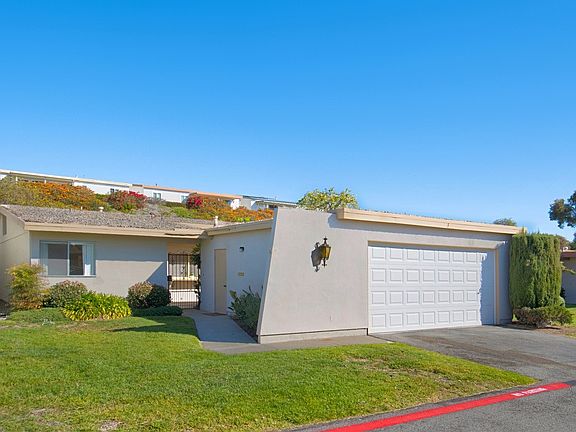 2nd image of 3808 Vista Campana S Unit 3