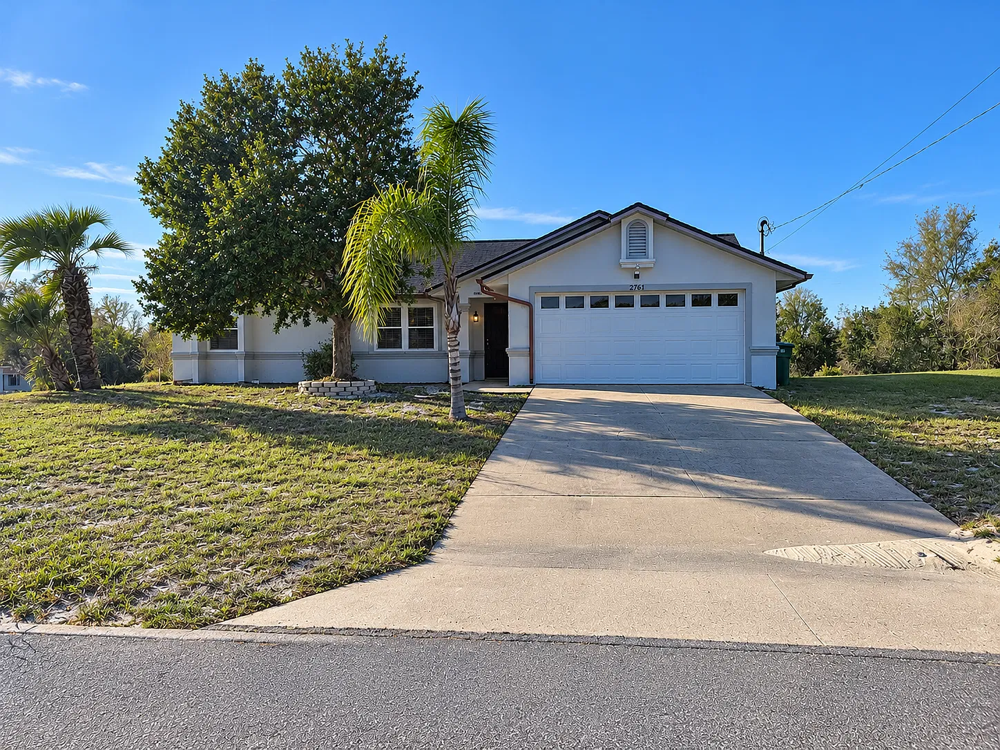 3 bed, 1400 sqft, $2,295 — Photo 1