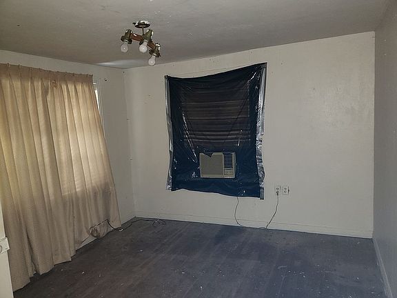 4th image of 3735 Natalie St