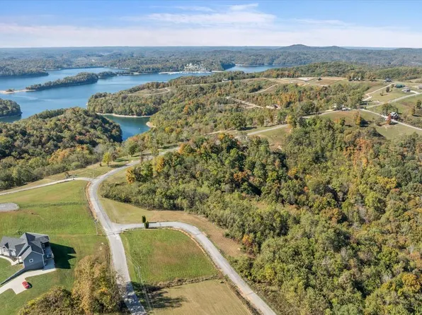17C Rockfish Rd, Hilham, TN 38568