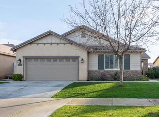 14721 Yellow Lupine Dr, Bakersfield, CA