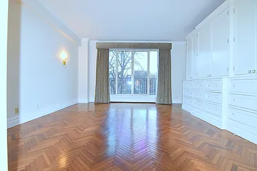 Rented by Manhattan Spaces