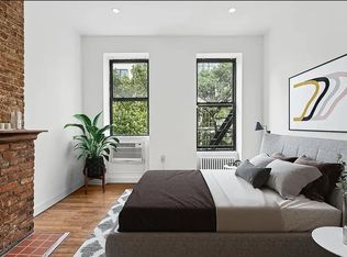 164 E 82nd St APT 3A, New York, NY 10028