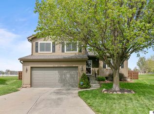 18620 T Cir, Omaha, NE 68135