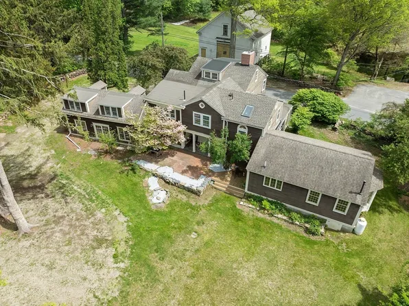 87 Old Littleton Rd, Harvard, MA 01451