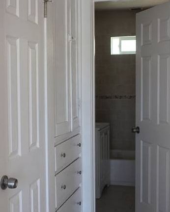 4th image of 3963 S Wilton Pl