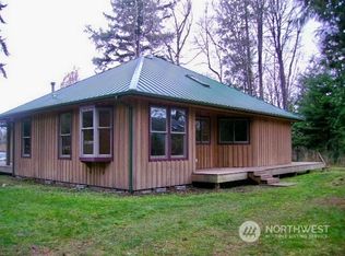 3748 Harmony Ln, Lummi Island, WA 98262