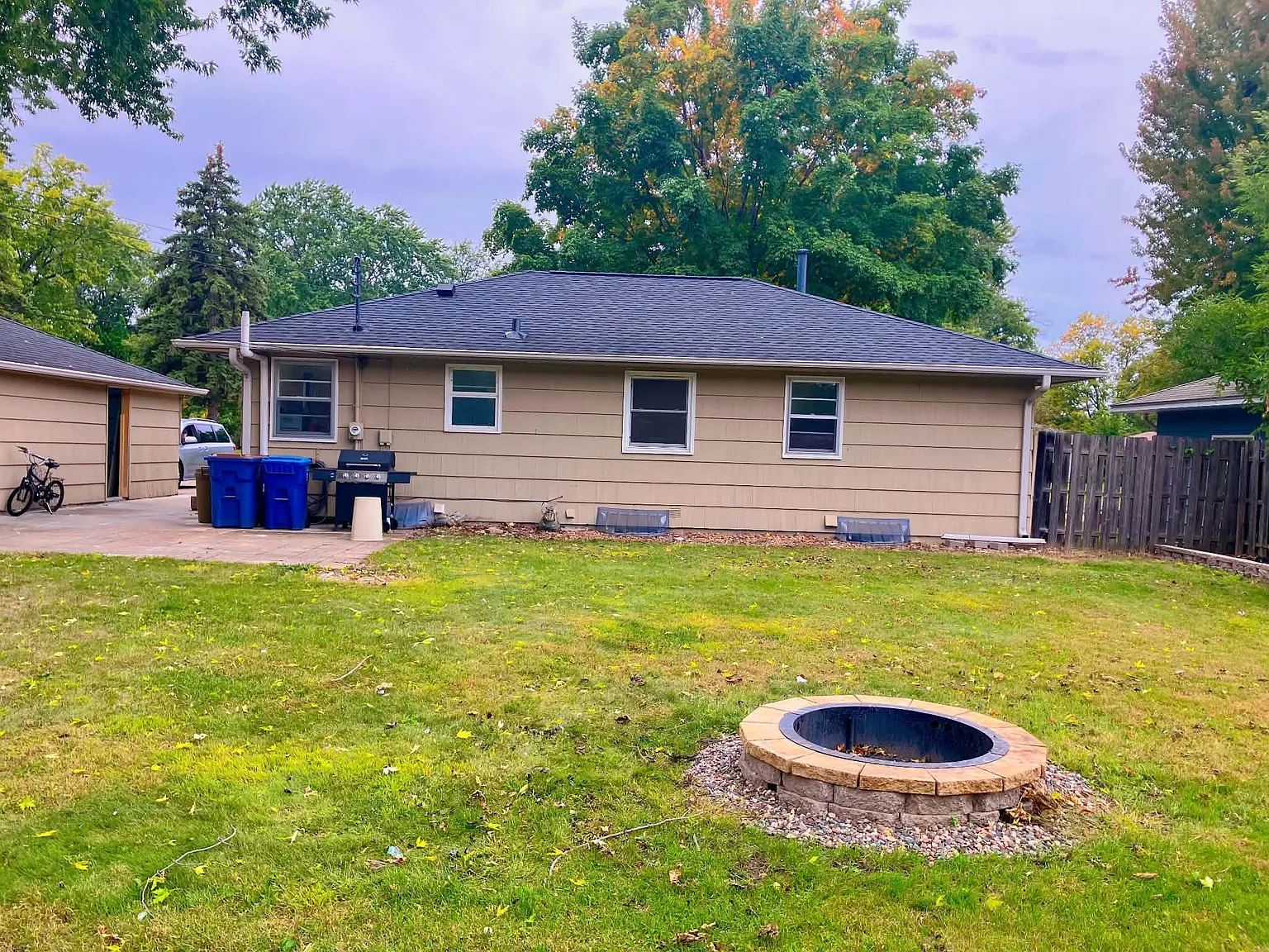 4 bed, 1790 sqft, $2,400 — Photo 4