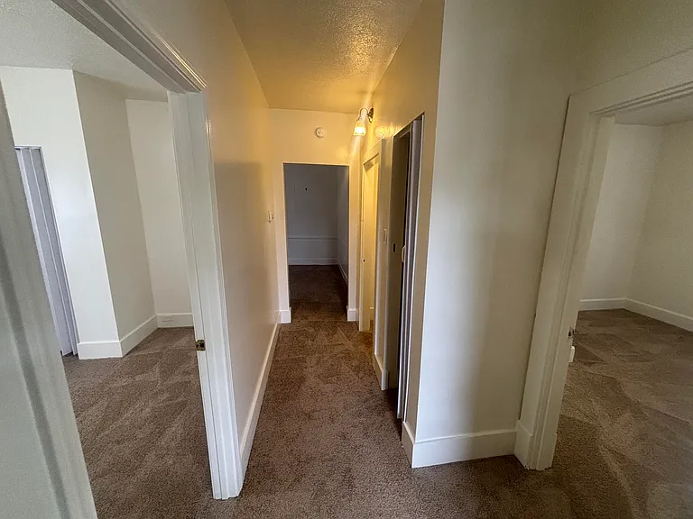 945 Delaware Ave — Photo 2