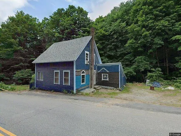 138 Valley St, Springfield, VT 05156