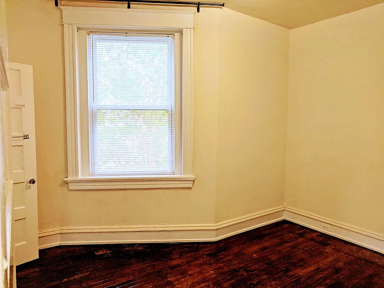 3001 Monument Avenue — Photo 11