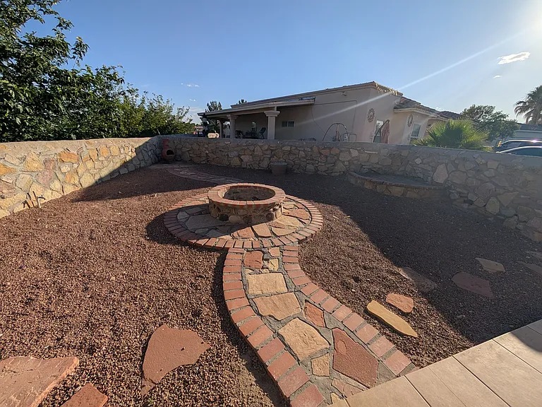 805 Bonnie Ct — Photo 4