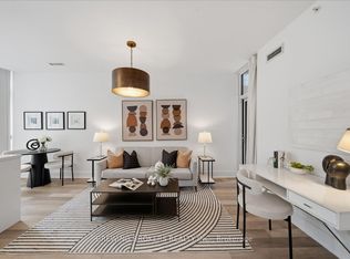 32 Davenport Rd #416, Toronto, ON M5R 0B5